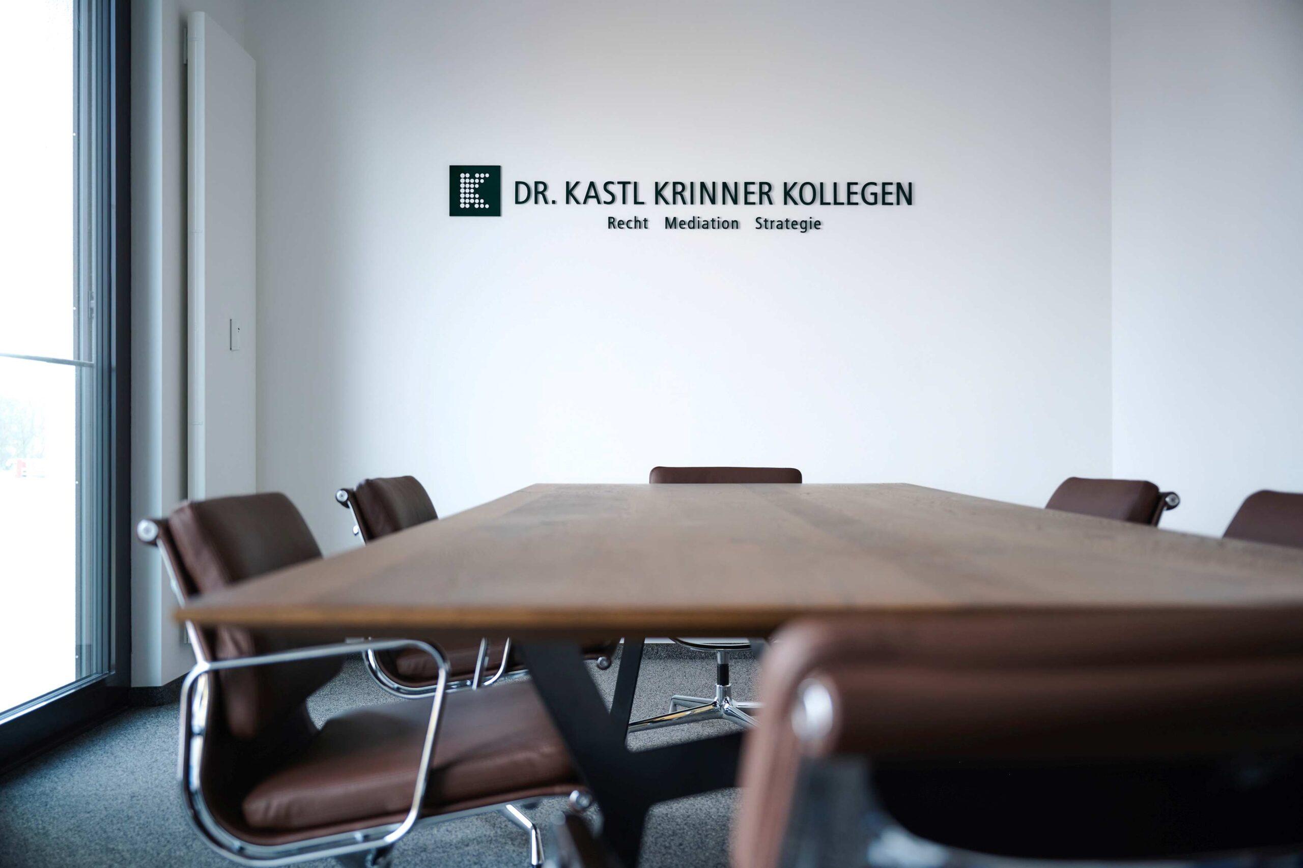 Besprechungsraum der Rechtsanwälte Dr. Kastl Krinner PartmbB, Landau